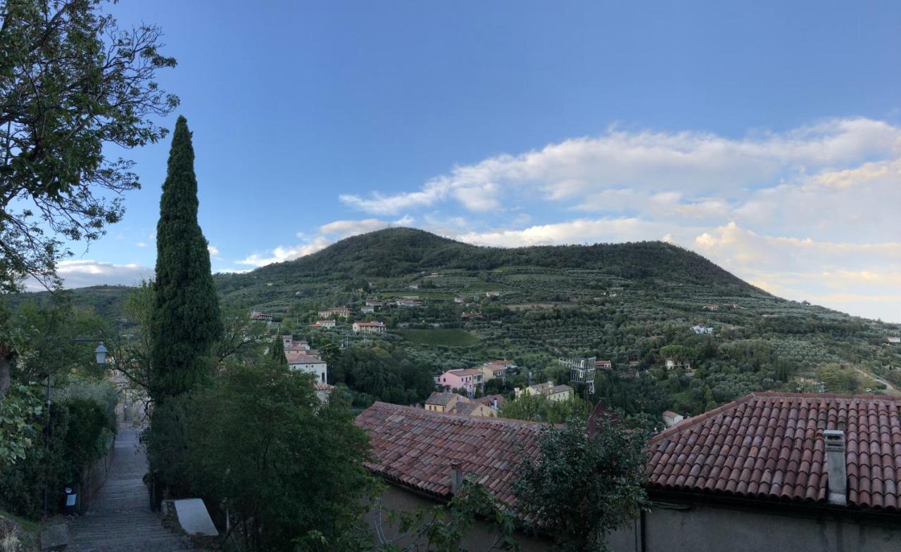 Holiday House Petrarca アルクァ・ペトラルカ エクステリア 写真